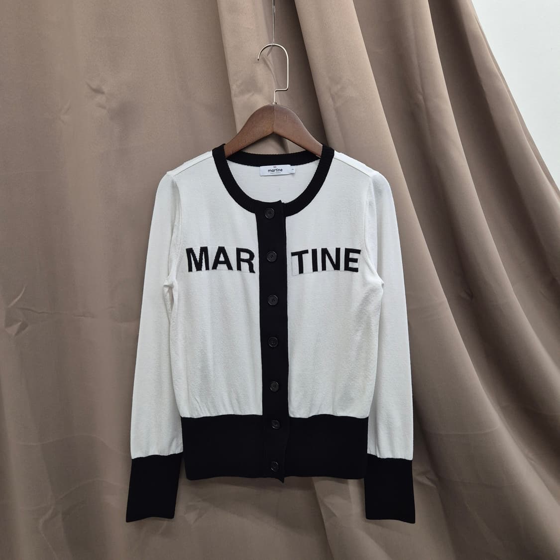 마틴골프 컬러 포인트 니트 가디건 상품이미지1