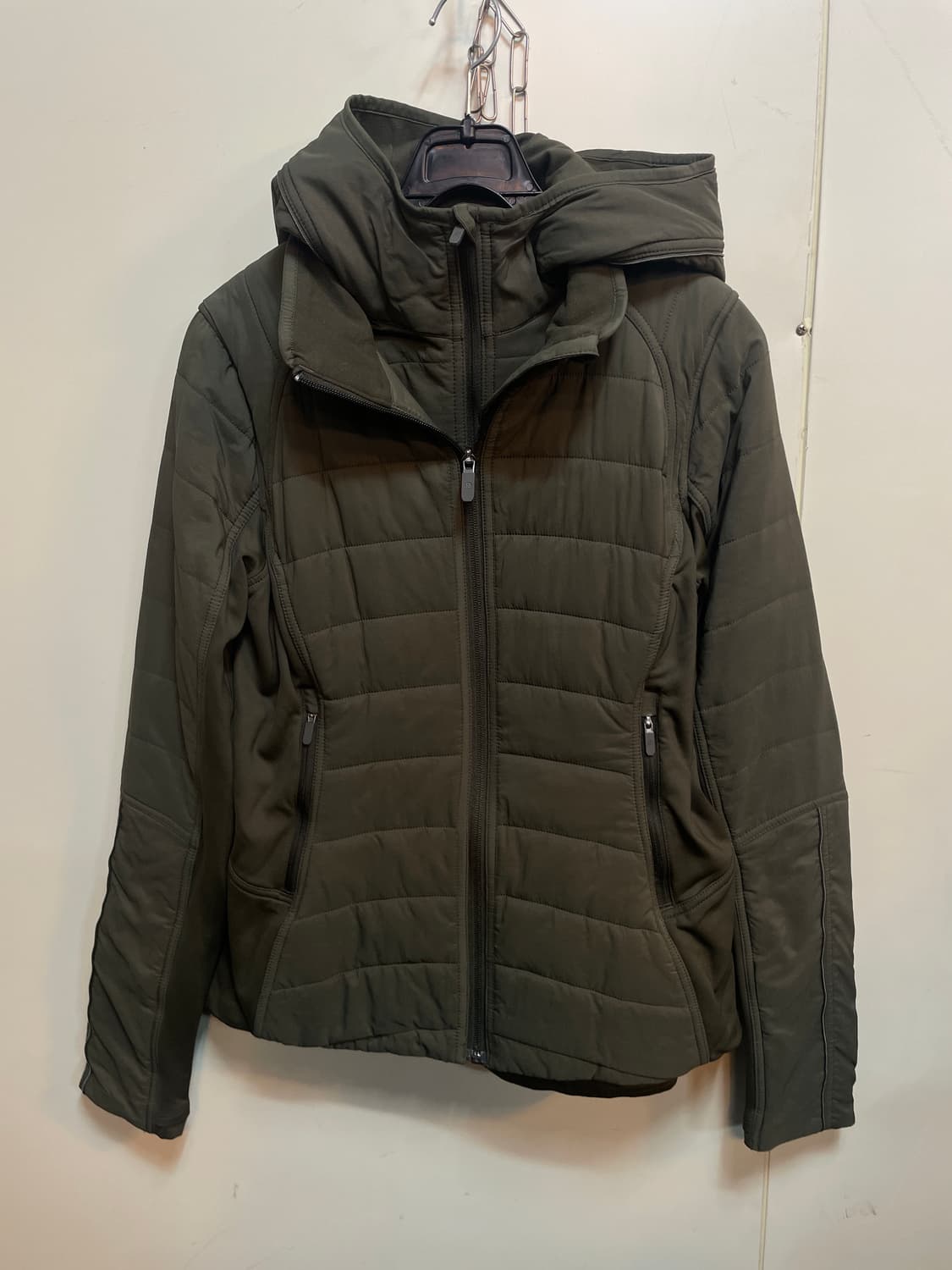 룰루레몬 자켓 상품이미지1