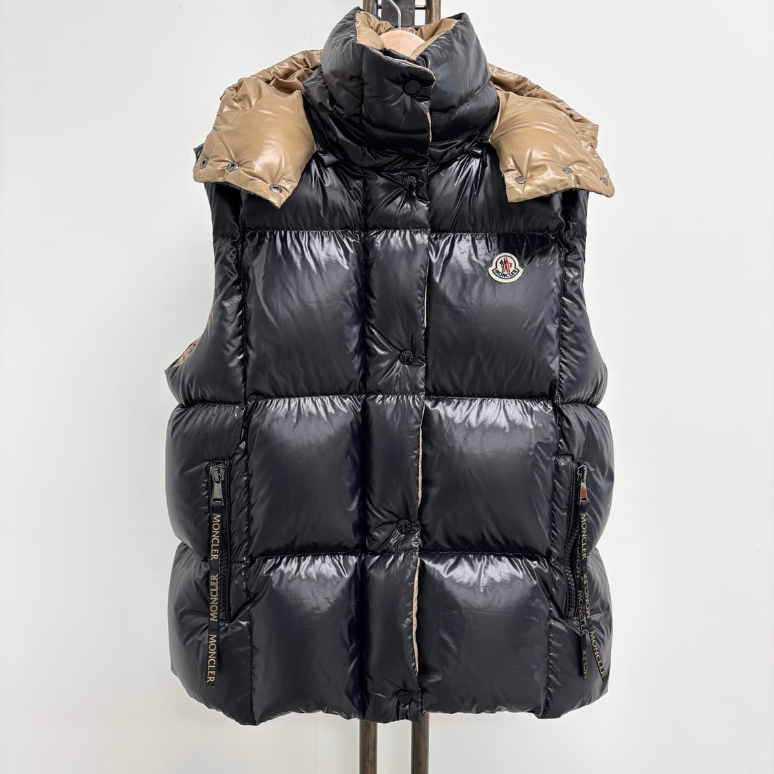 [1]몽클레어 루즐 후드 조끼패딩 상품이미지1