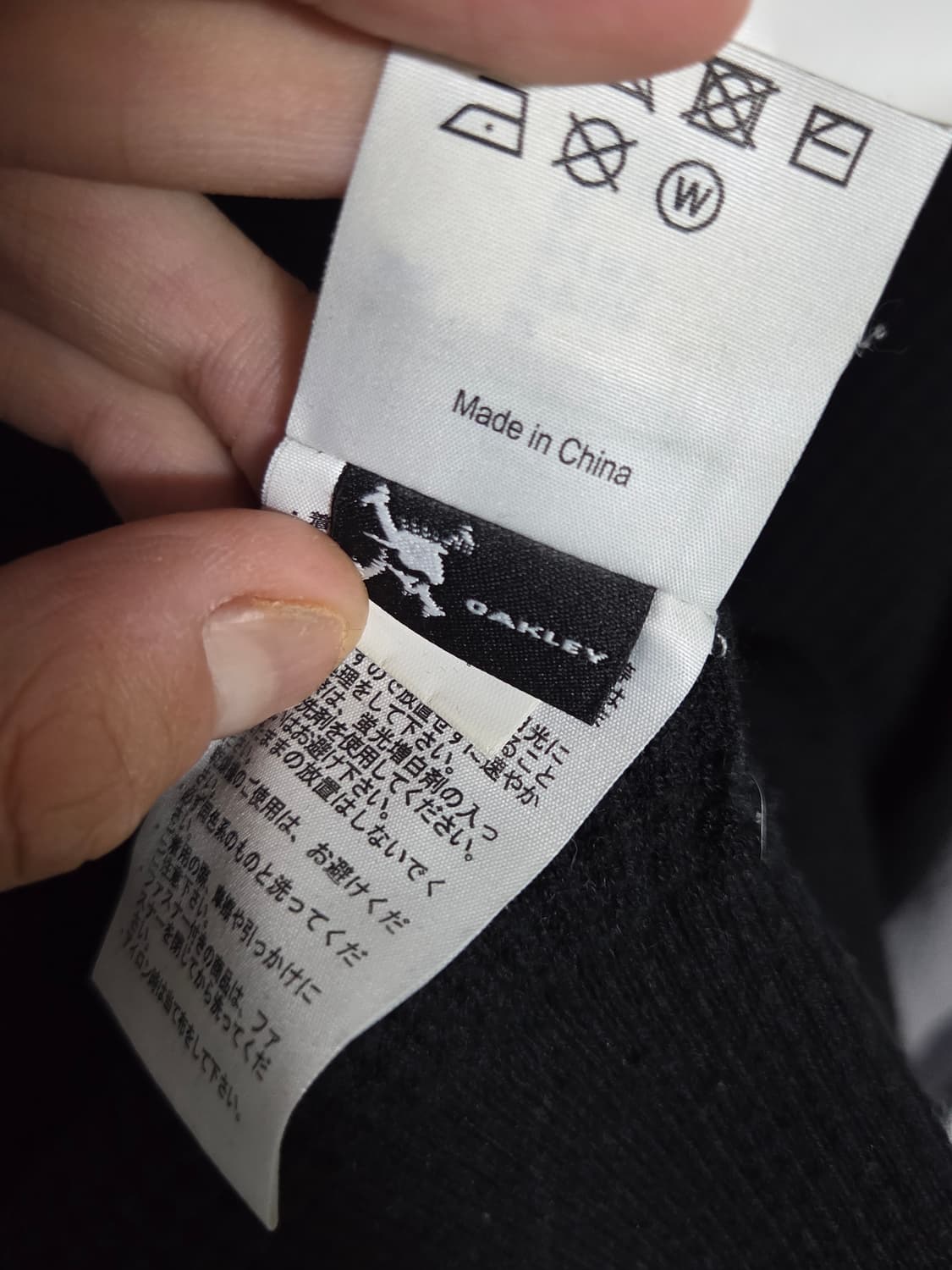 [오클리] 스컬 디바이디드 하프집업 스웨터 | 00190 상품이미지5