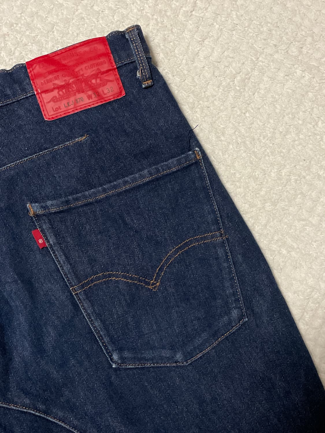 [32X32] 리바이스 LEJ570 20주년 기념 엔지니어드 와이드 팬츠 상품이미지8