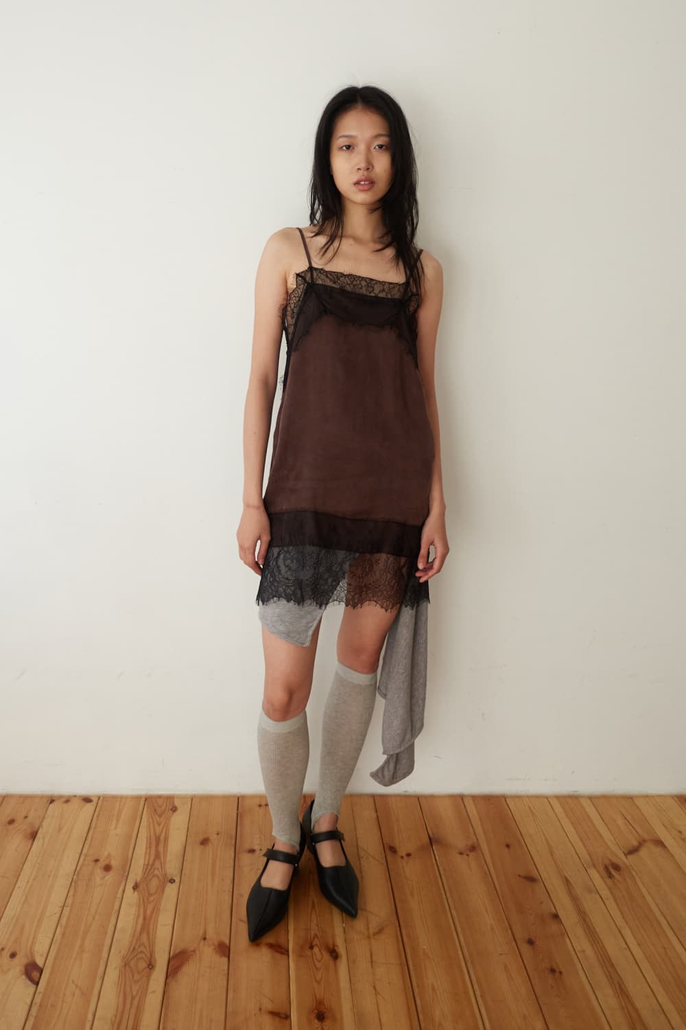 세릭 Cerric Lace Slip Dress / Brown 상품이미지3