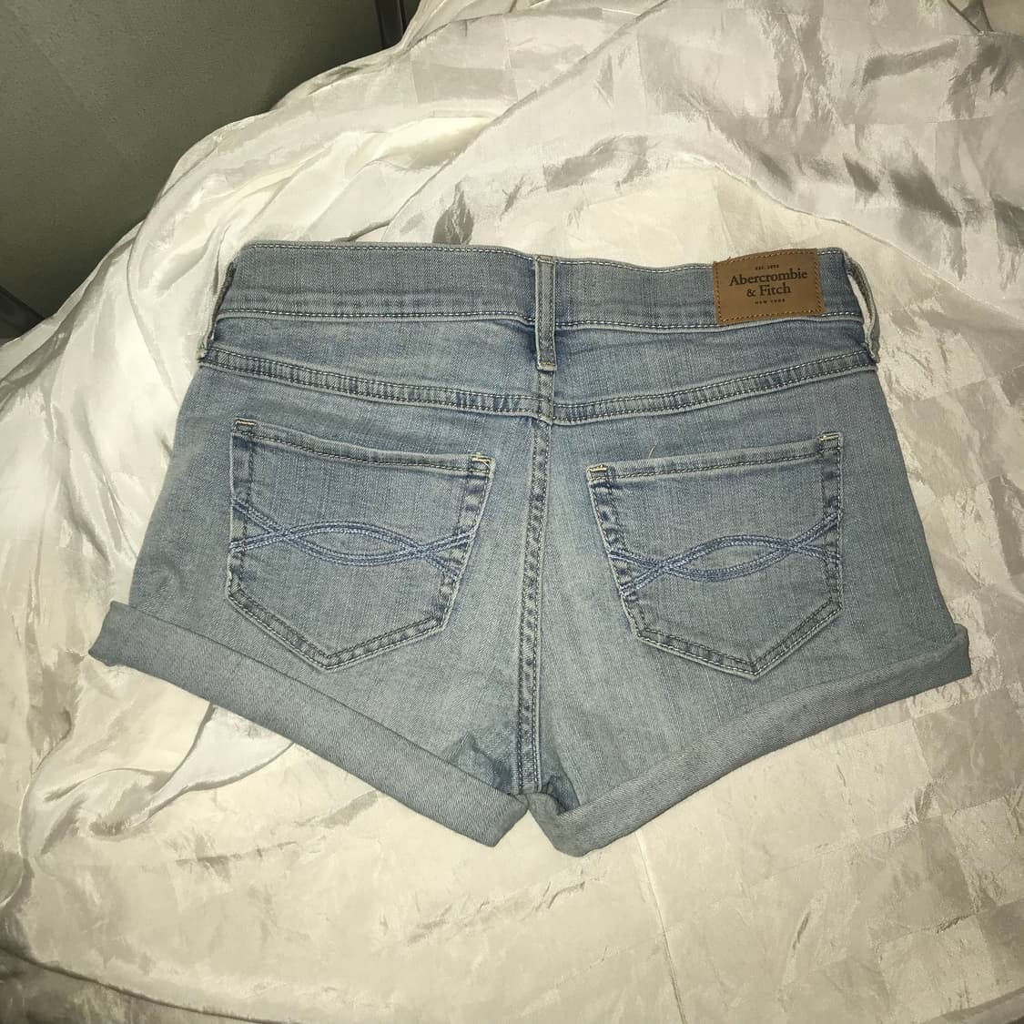 Abercrombie 아베크롬비 로우 핫팬츠 상품이미지4