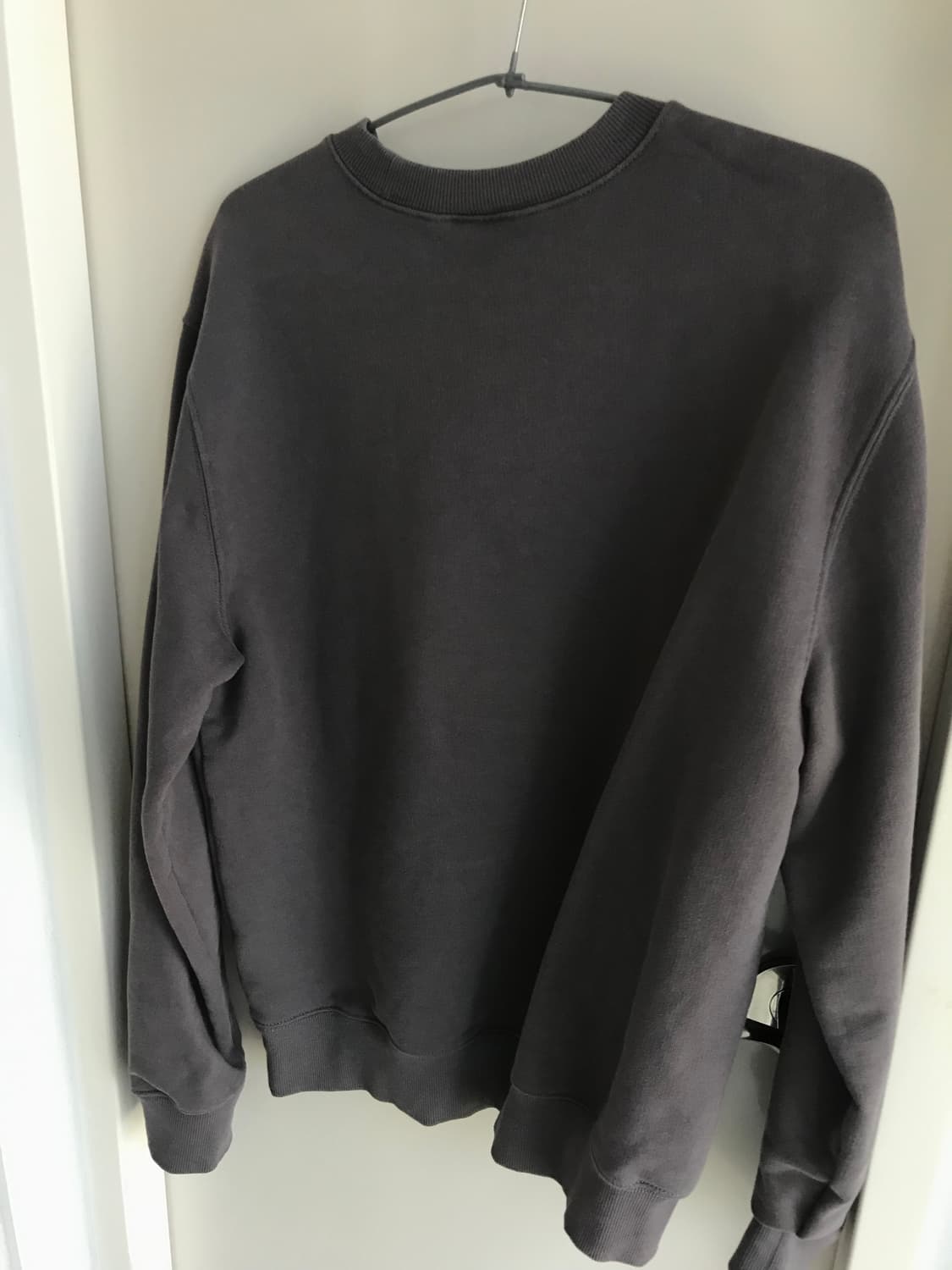 Caharrt Wip 리벳 스크립트 스웨트 셔츠 그레이 차콜S 상품이미지9