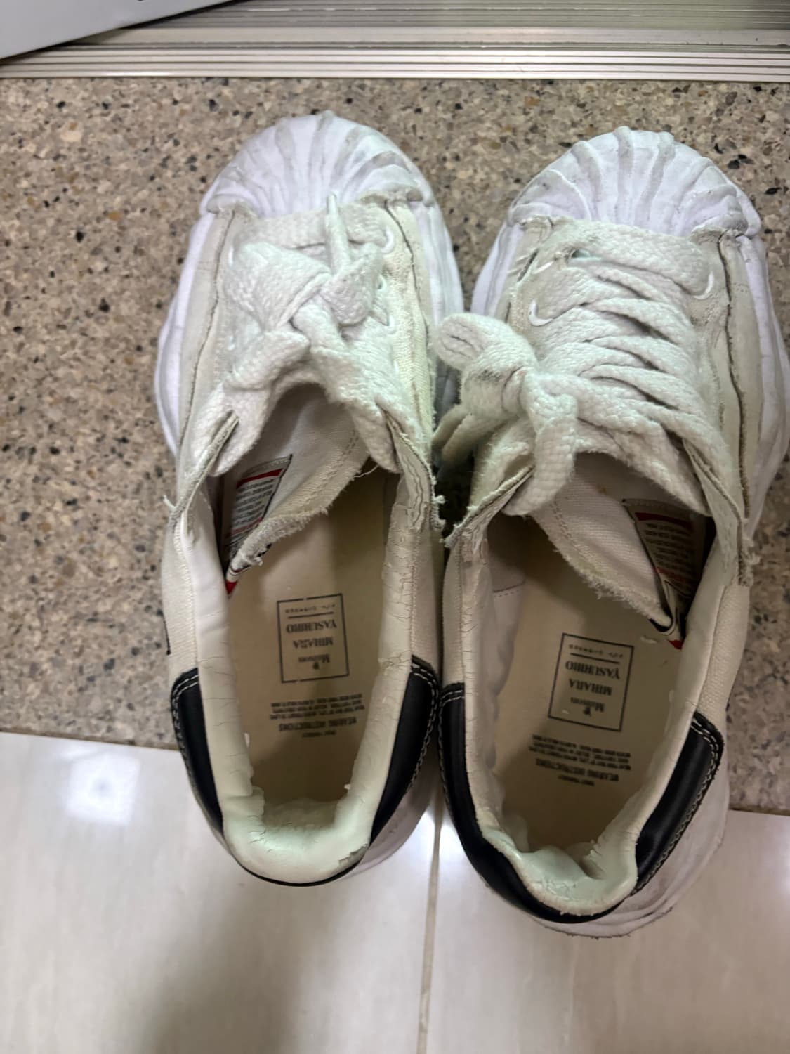 미하라 야스히로 블레이키 OG 솔 캔버스 로우탑 스 니커즈 화이트 상품이미지1