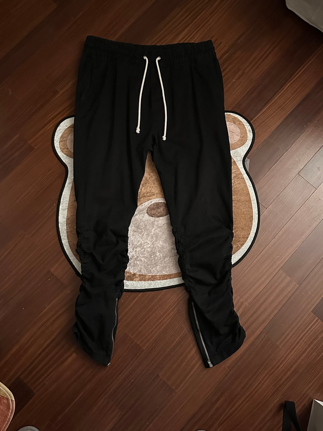 릭오웬스 핏 블랙 링클 트레이닝 바지 상품이미지1