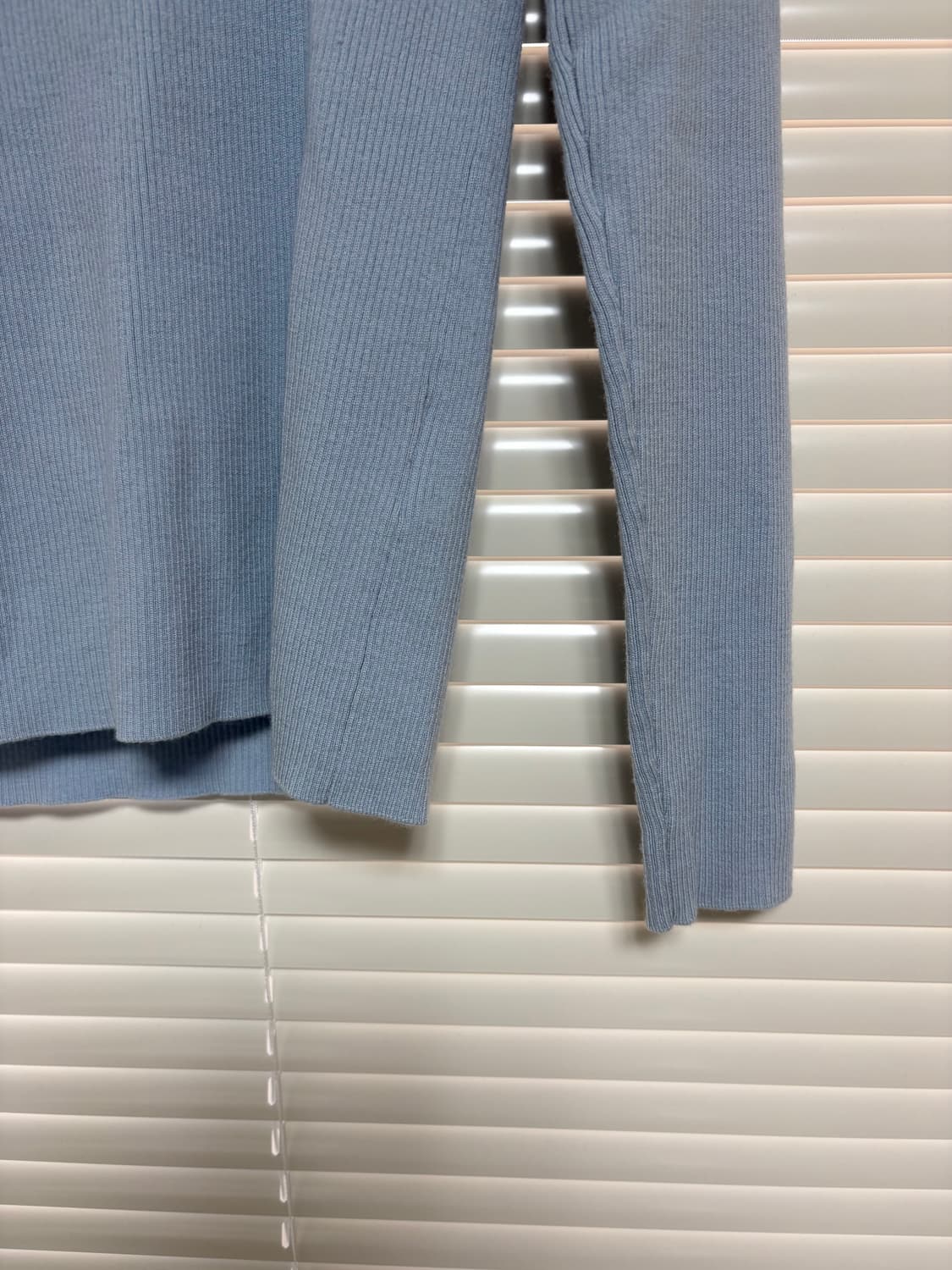 꾸레쥬 니트 상품이미지3