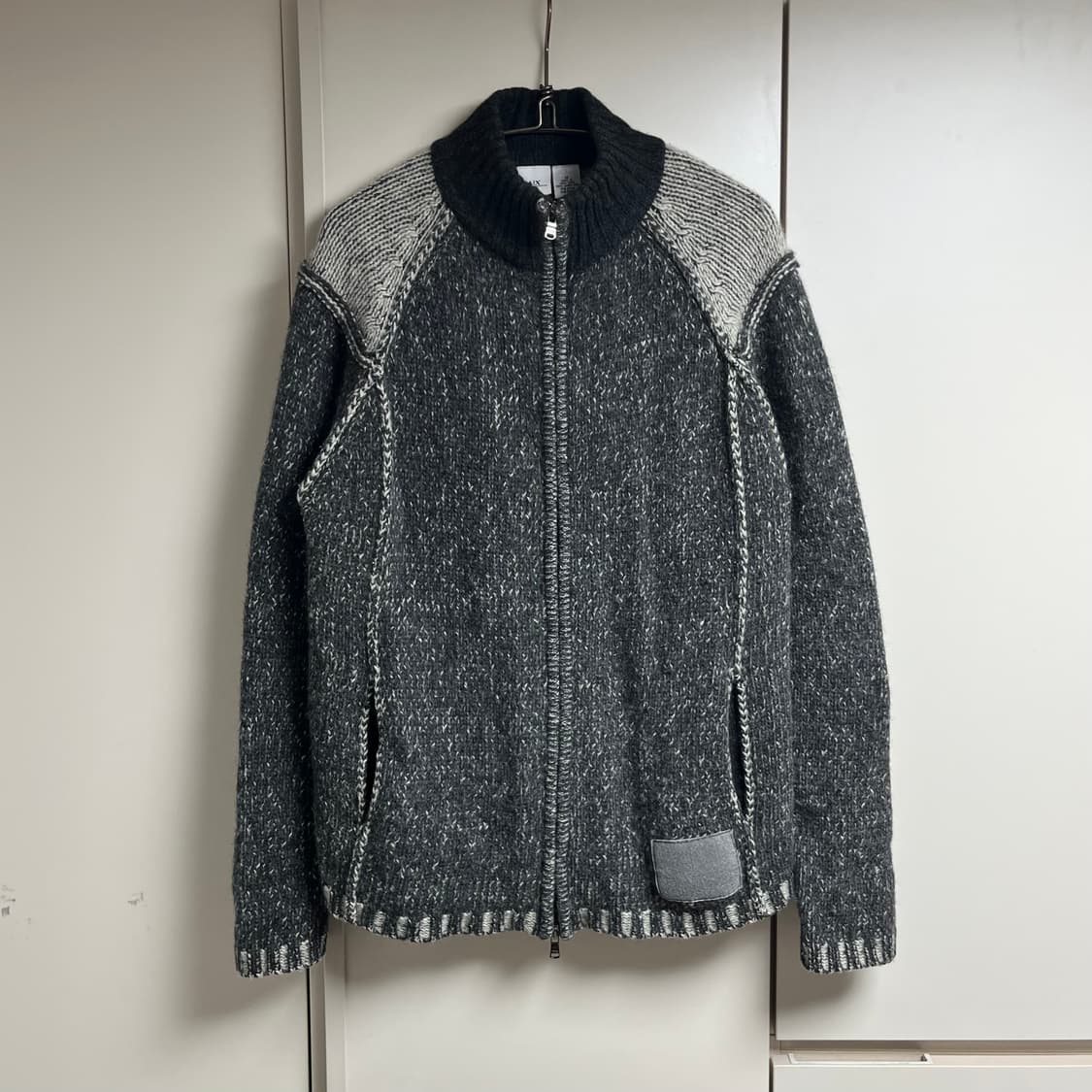 아르마니 익스체인지 램스울 하이넥 니트집업 상품이미지1