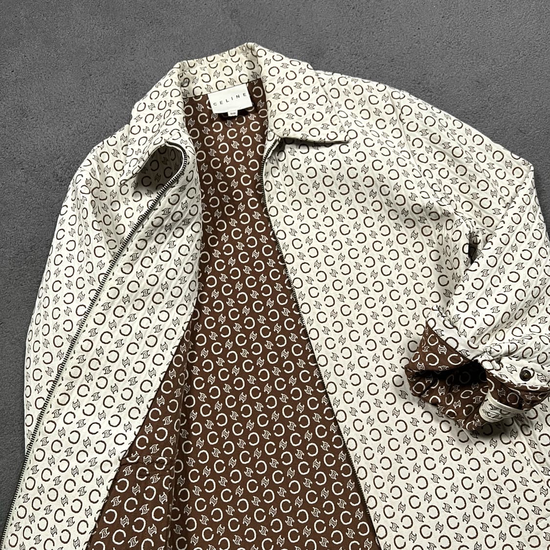CELINE 셀린느 트리오페 모노그램 집업 자켓 상품이미지1