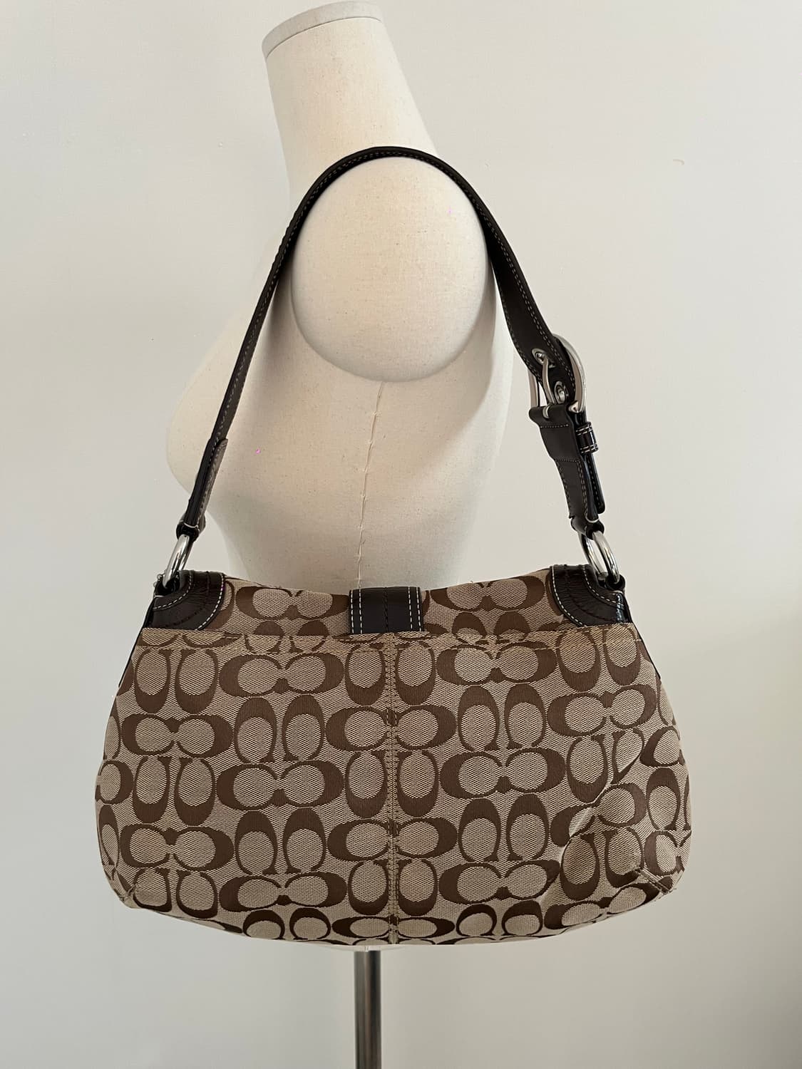 Coach Basic Shoulder Bag 상품이미지3