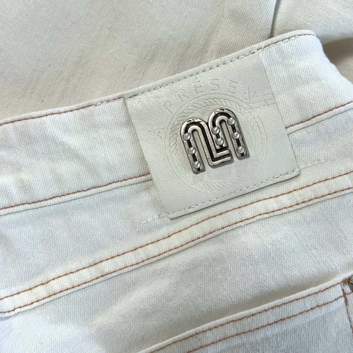 마인 MINE 크롭 화이트 데님 팬츠 상품이미지5