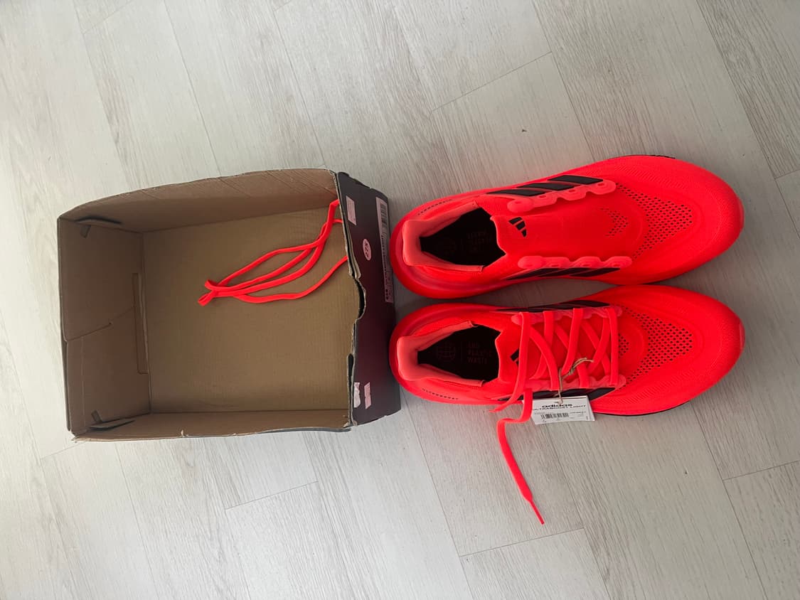 아디다스 울트라부스트 275 새상품 (오늘까지만 올려요) 상품이미지2