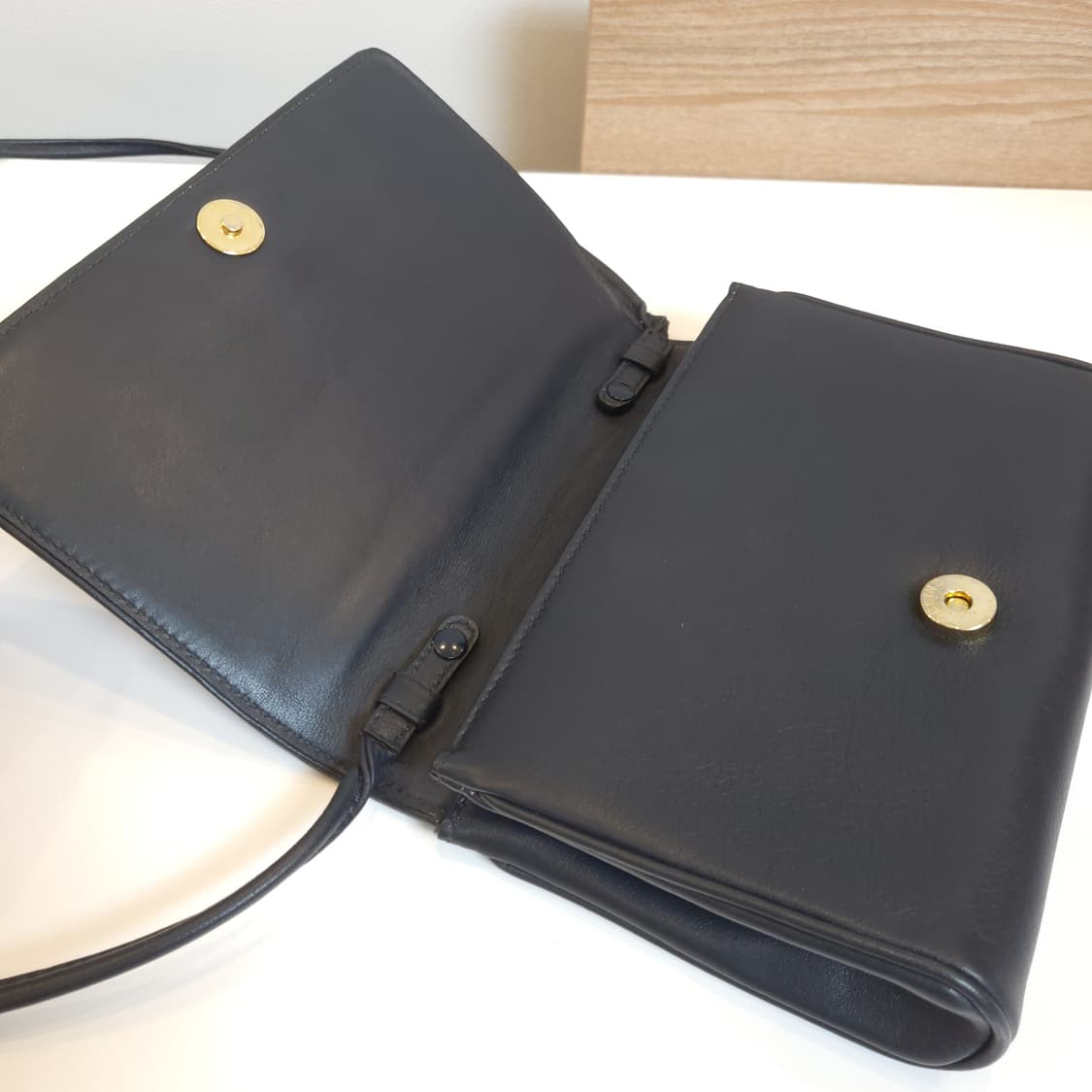 셀린느 트리오페 레더 숄더백 상품이미지5