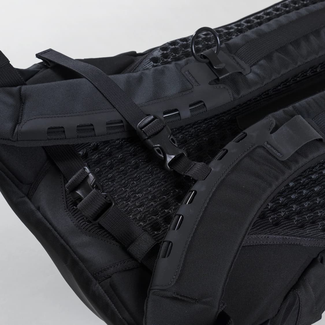 아크테릭스 아로22 백팩 블랙 ll 상품이미지9