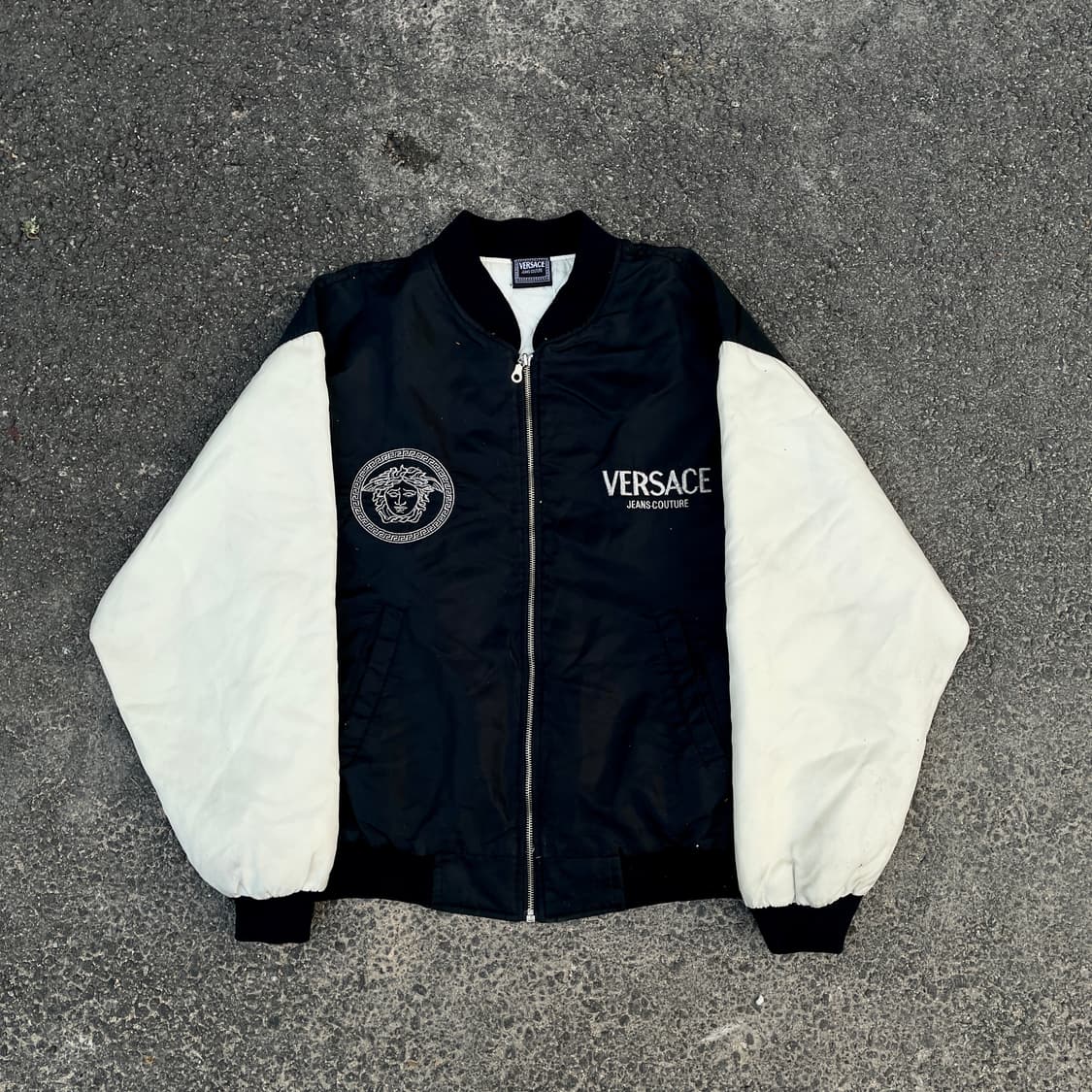 90s 베르사체 메두사 스펠아웃 대장급 바시티 자켓 올드스쿨 점퍼 XL 상품이미지4