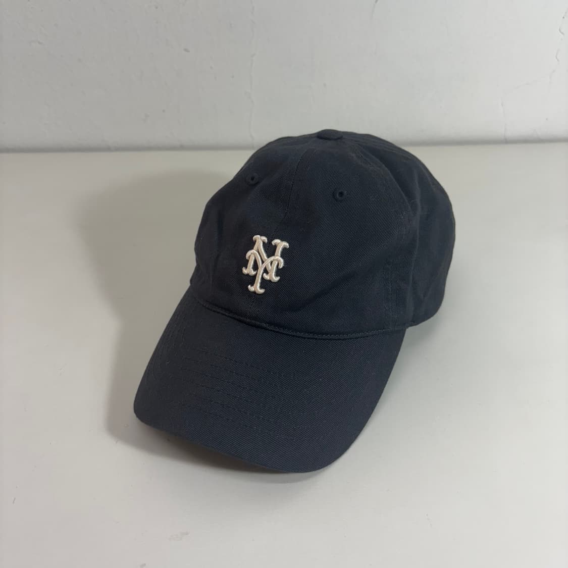 FREE MLB 다크그레이 NY 양키스 면 볼캡 상품이미지1