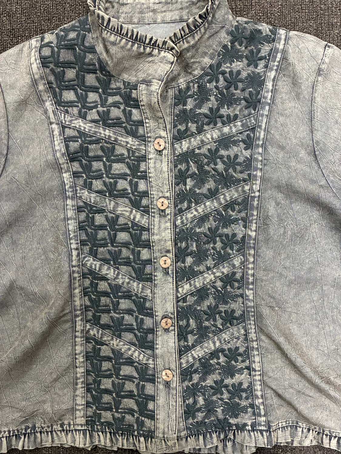 L)Japanese vintage 여성 자수 프릴 디테일 그레이 셔츠 상품이미지5