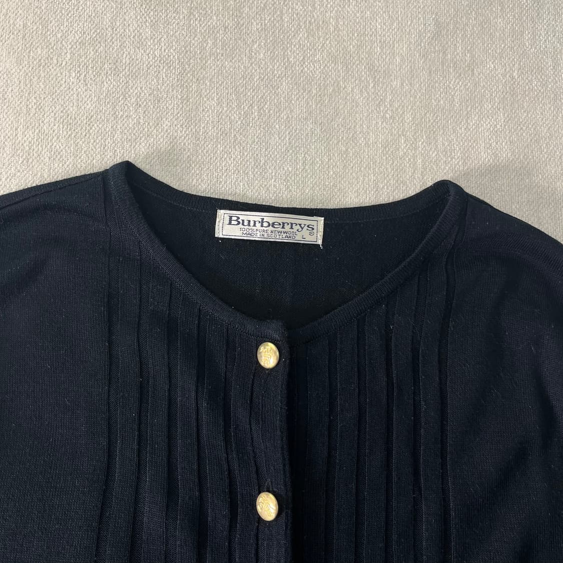 W 100 버버리 기마로고 퓨어울 황동 버튼 가디건  상품이미지2