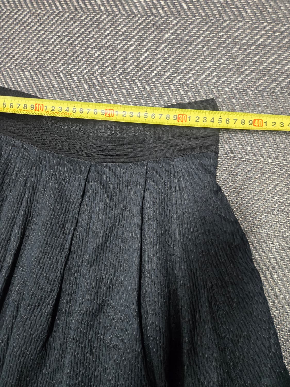 한섬 시스템 23ss SYSTEM 블랙 플레어 스커트 밴딩스커트 상품이미지8