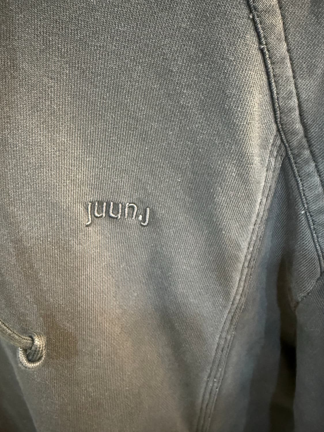 95-100/24fw 정품 준지 후드티 팝니다 상품이미지2