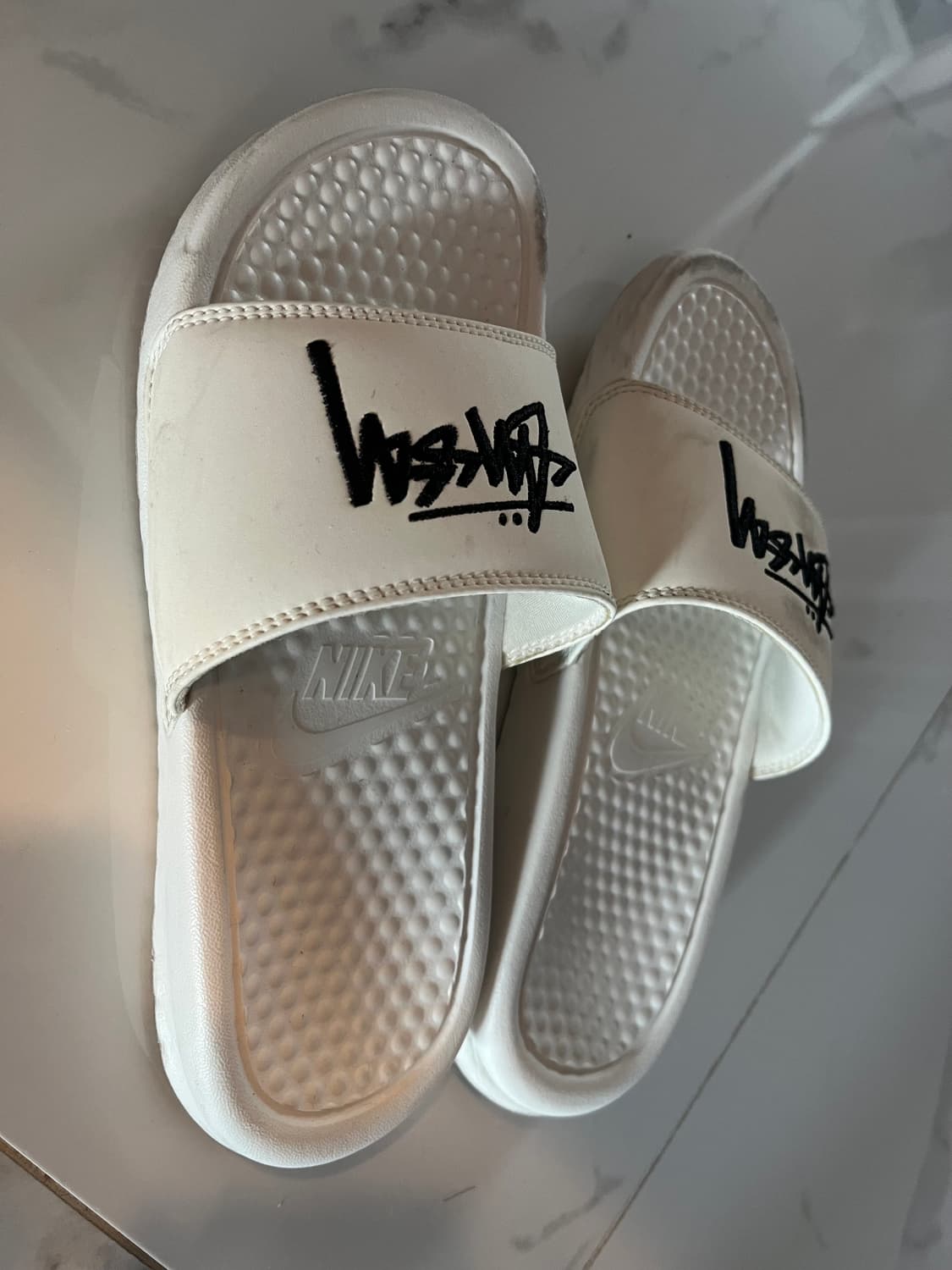 나이키 x 스투시 베나시 슬라이드 230 상품이미지3