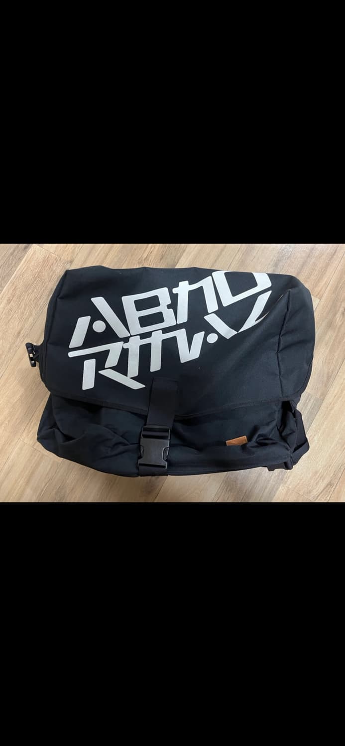 앱놀머씽 크로스백 상품이미지1