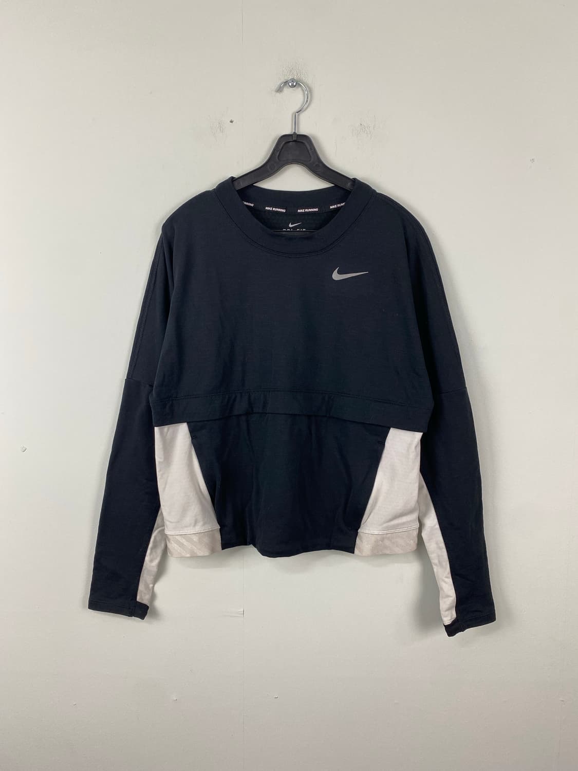 나이키 러닝 드라이핏 긴팔티 L <549> 상품이미지1