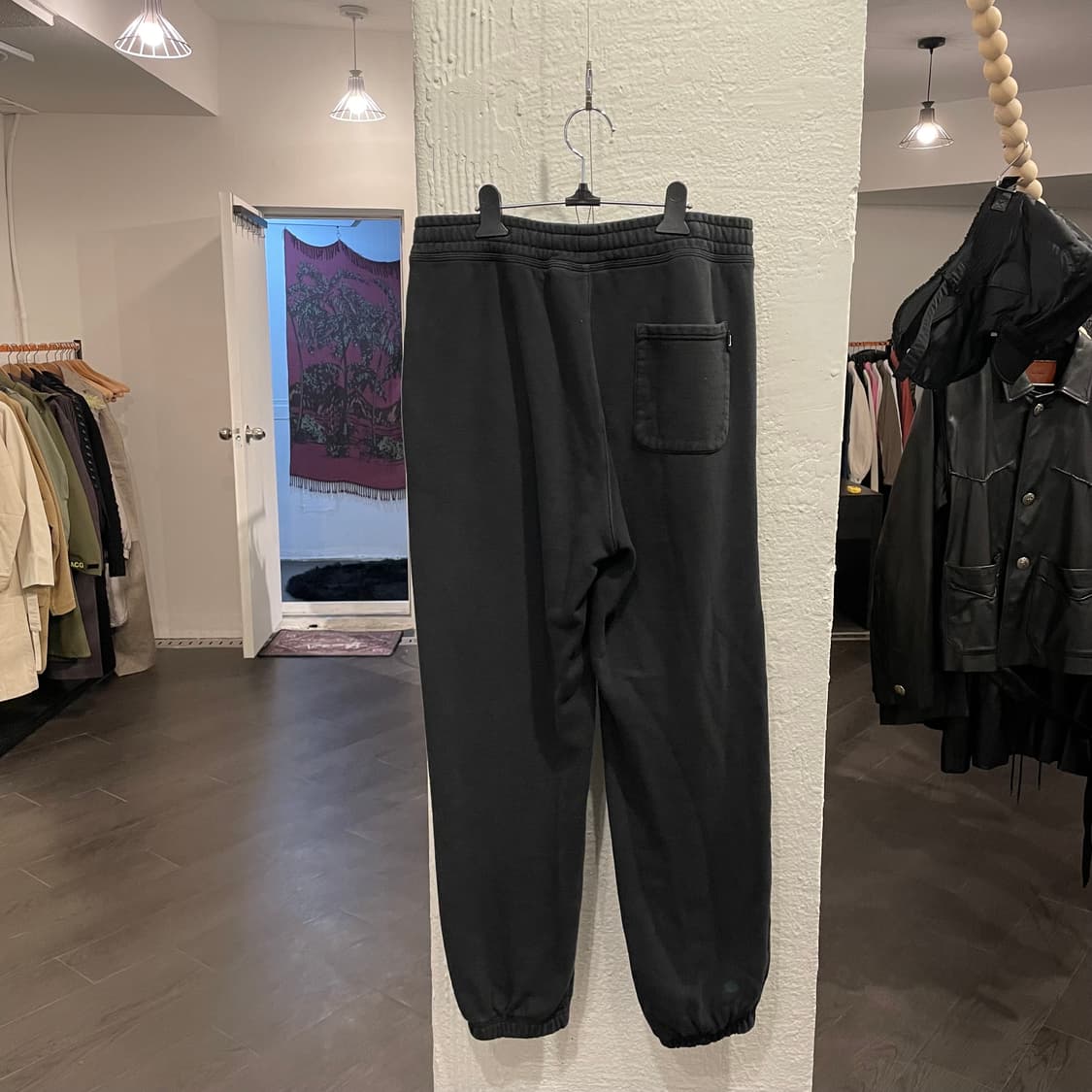 스투시 로고 스웨트 팬츠 상품이미지2