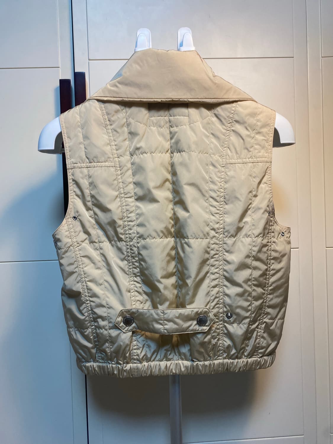 버버리 런던 여성 패딩 조끼 38사이즈 상품이미지5