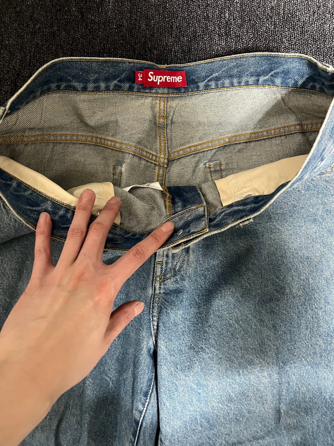 슈프림 배기진 24fw 상품이미지4