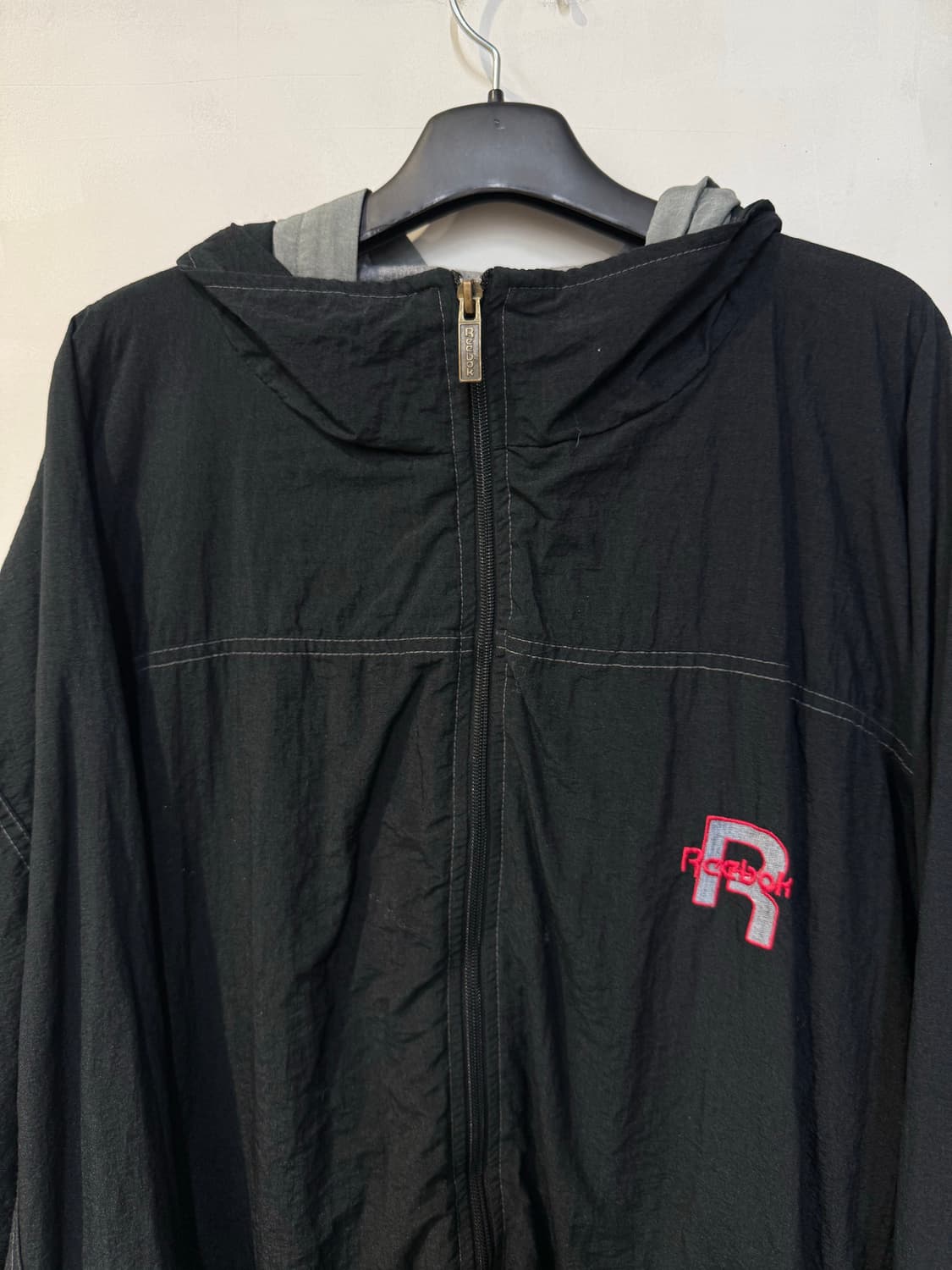리복 블랙 바람막이 상품이미지2