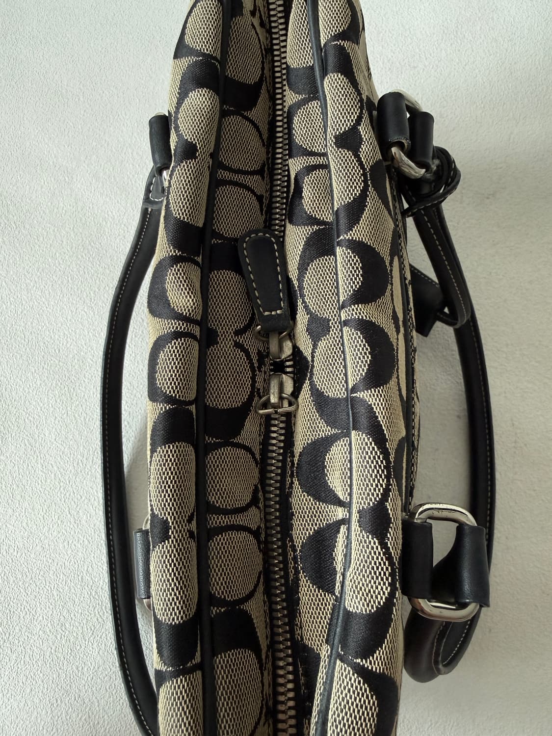 코치(COACH) 모노그램 숄더백 상품이미지7