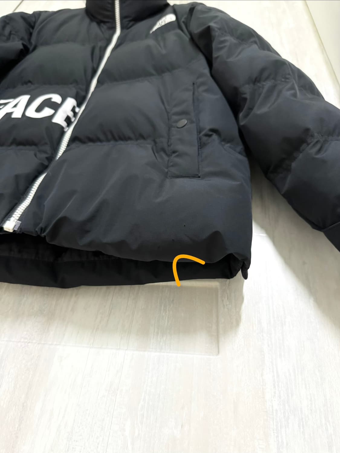 키즈 150 / 노스페이스 알칸 티볼 패딩 블랙 상품이미지5