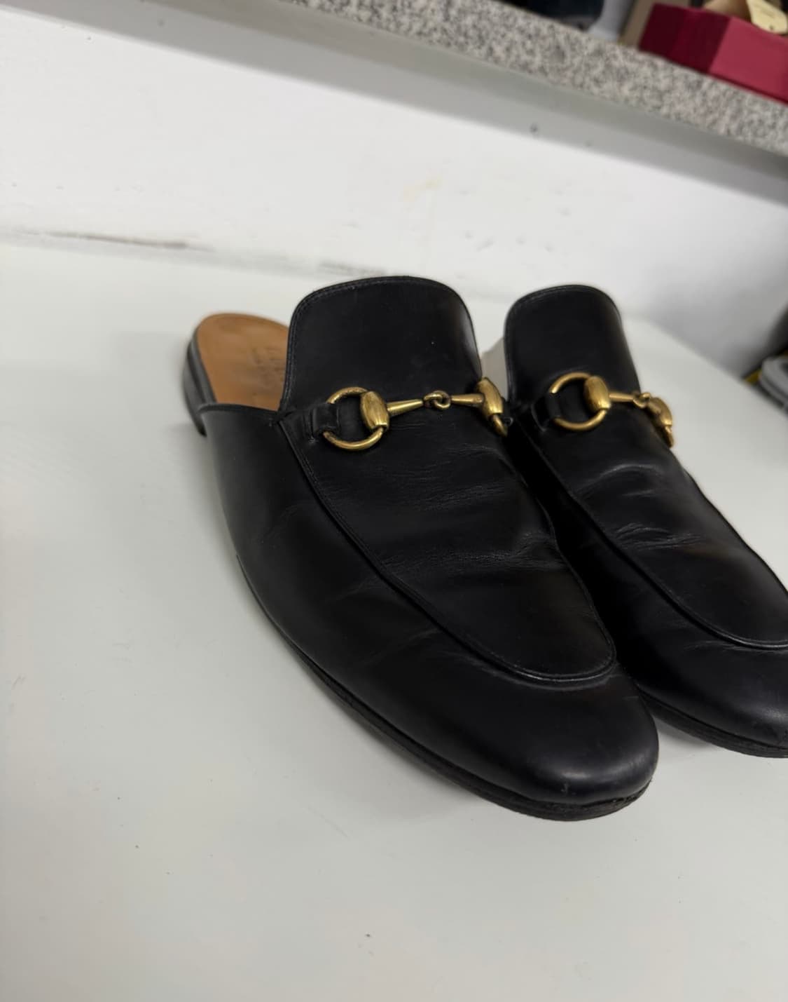 구찌 프린스타운 홀스빗 레더 뮬 슬리퍼 상품이미지1