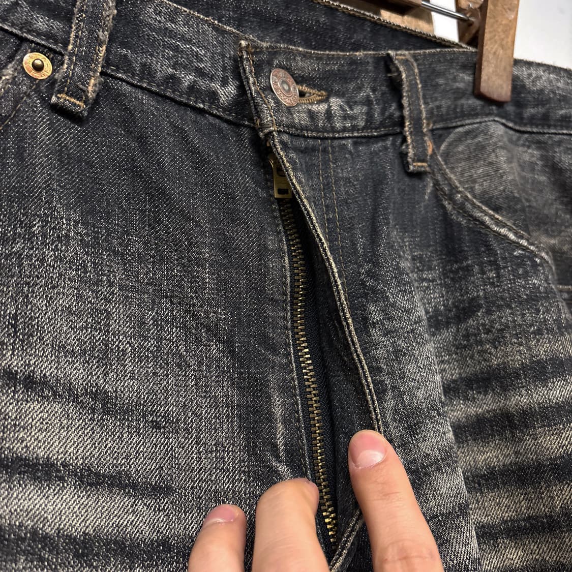 00s 리바이스 519 재팬라인 그런지 데미지 워싱 데님팬츠 N1000  상품이미지6