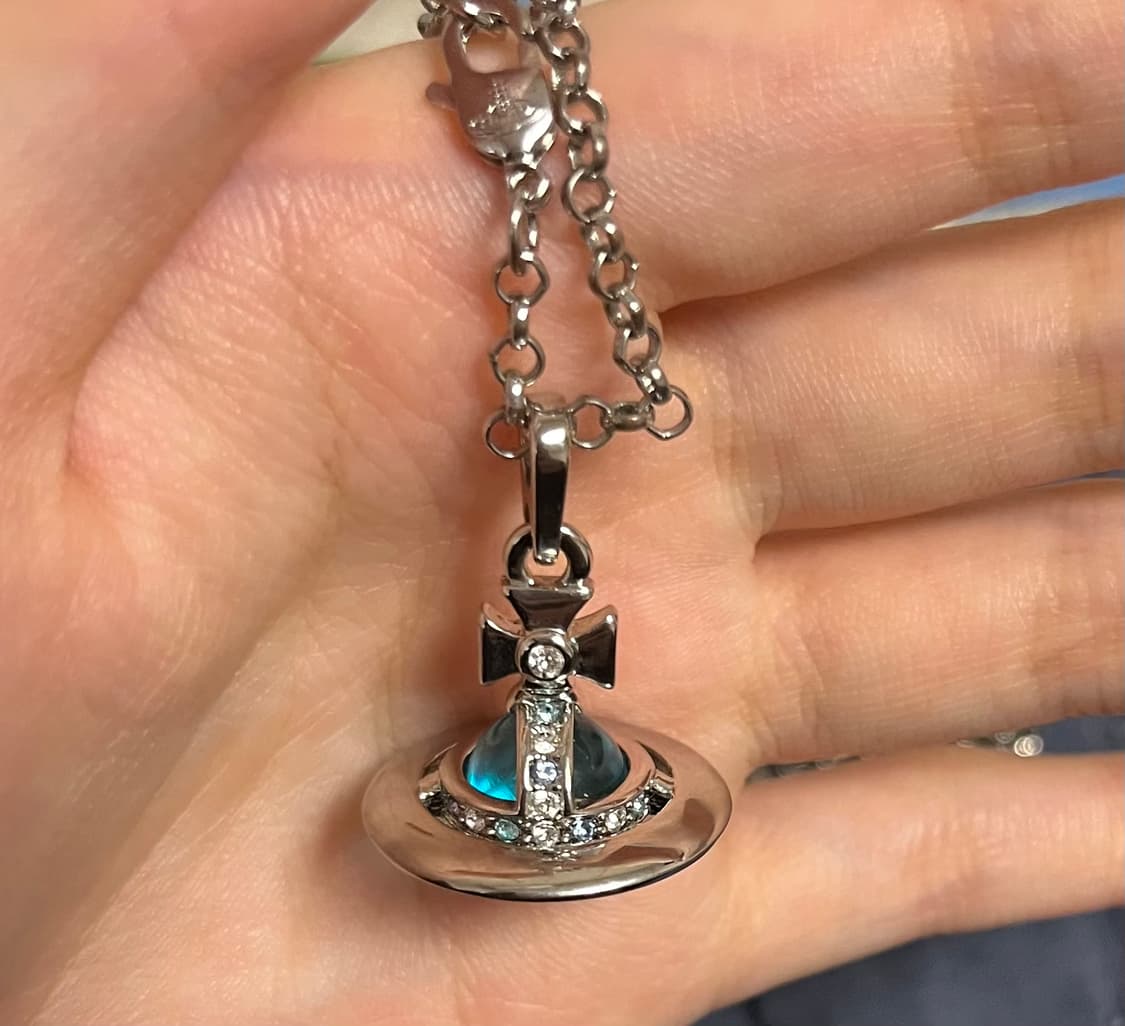 비비안웨스트우드 그린블루 orb 목걸이 상품이미지5