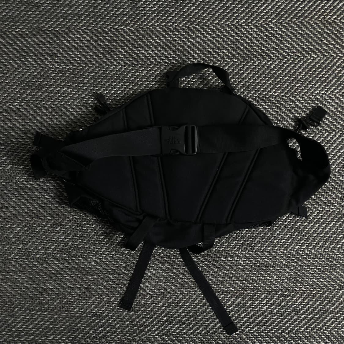 노스페이스 올드스쿨 블랙 테크웨어 웨이스트백y 3146 상품이미지4