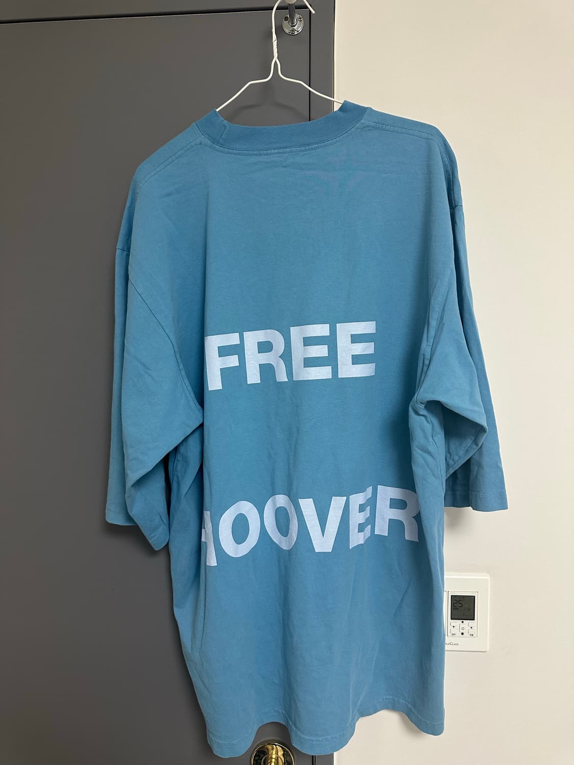칸예 프리후버 free hoover 반팔 상품이미지1