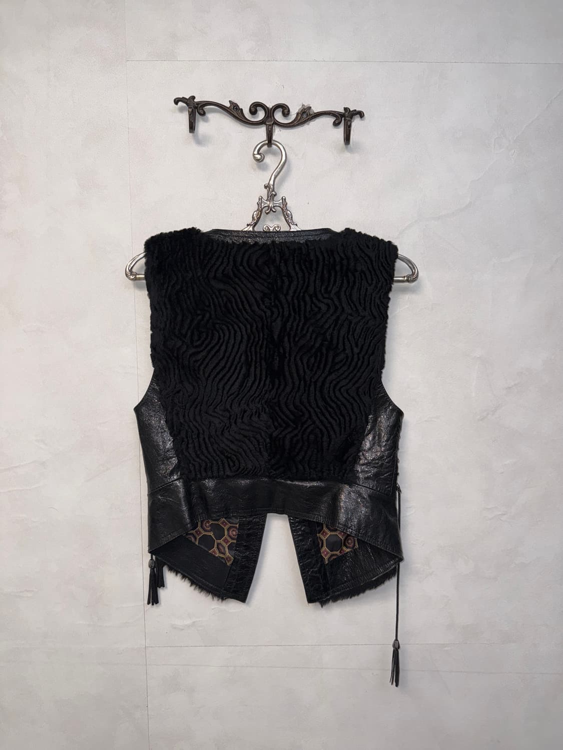 Jindo Klever lamb skin&fur laceup vest 상품이미지4