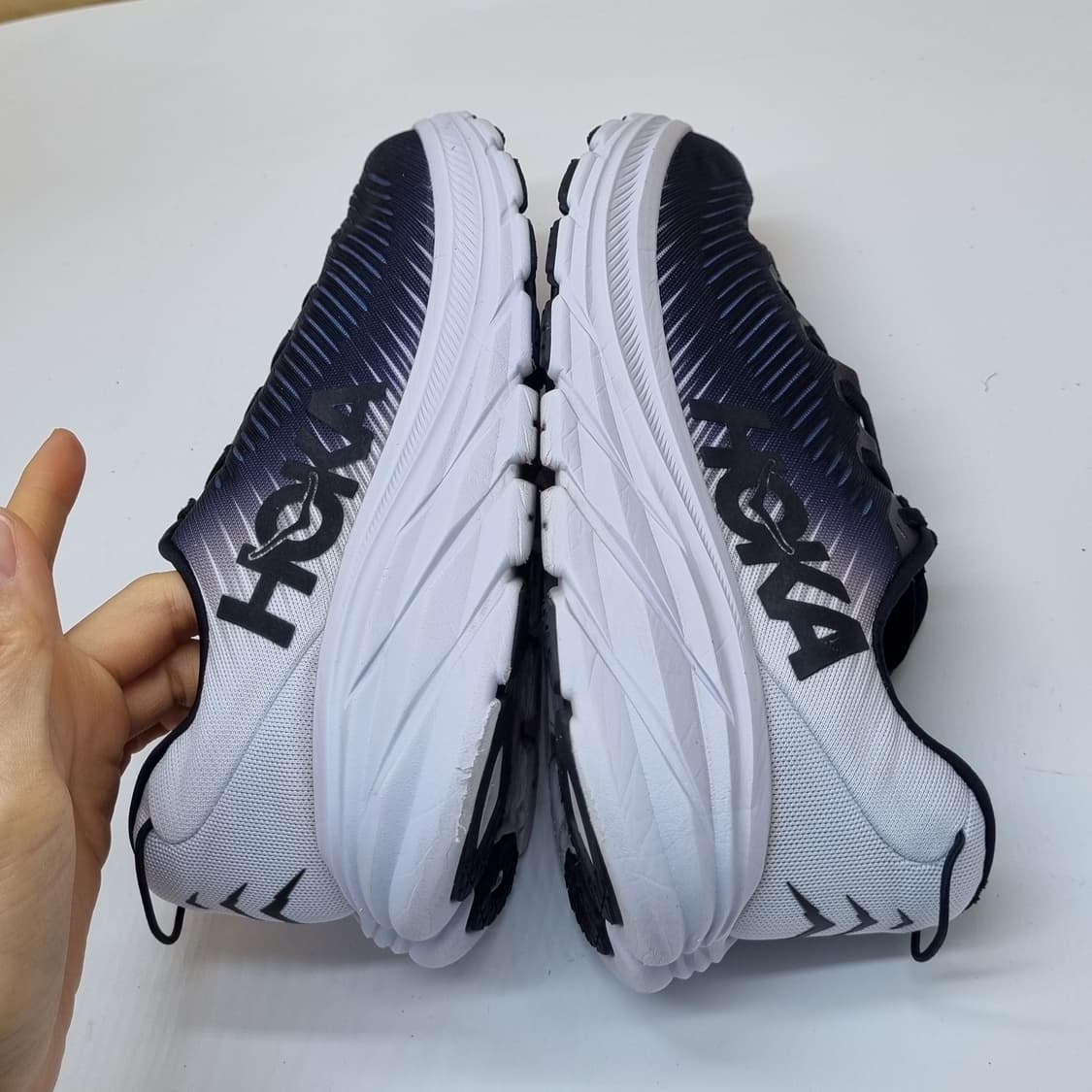 호카 링컨3 런닝화250 상품이미지5