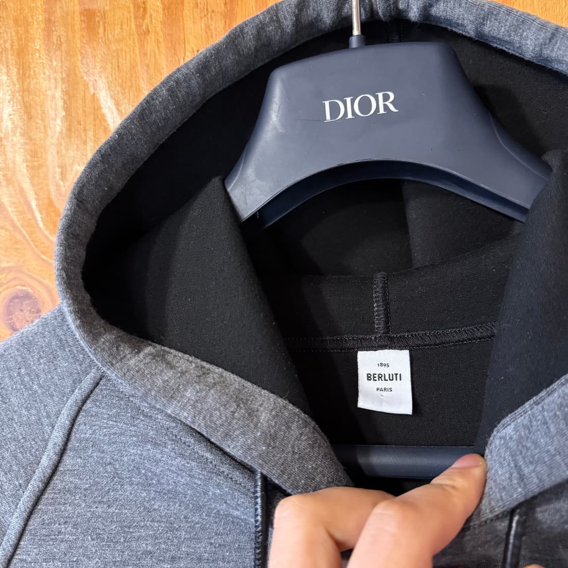 벨루티 23 f.w 후드 판매 합니다. 상품이미지6