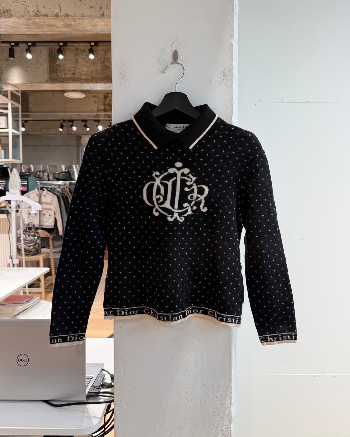 크리스찬 디올 스포츠 블랙 도트패턴 카라넥 니트  상품이미지2