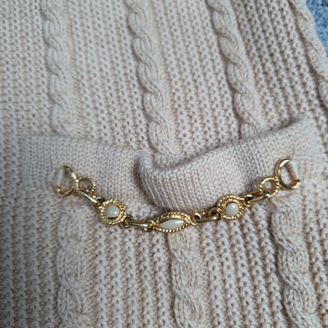 CELINE 셀린느 금장 케이블 포켓 가디건 EUR42 상품이미지6