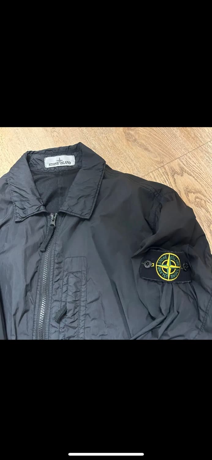 스톤 아일랜드 10123 크링클랩스 오버셔츠 블랙 상품이미지3