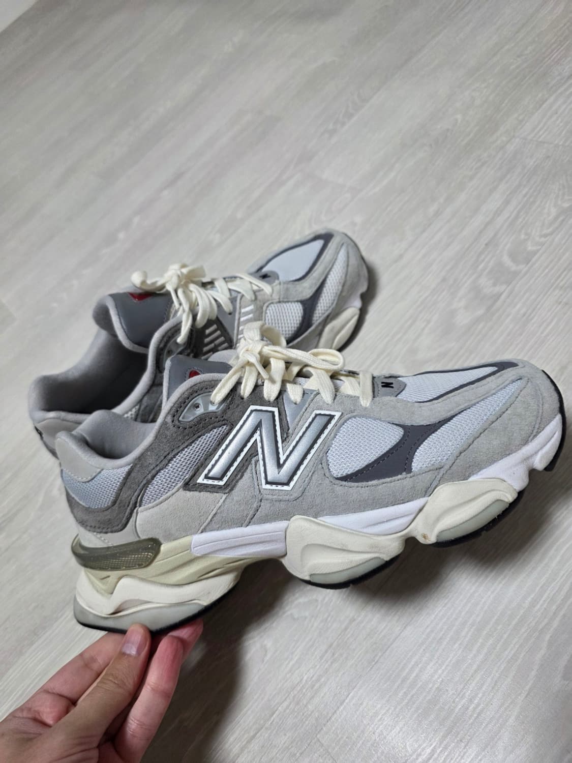 뉴발란스 운동화 U9060 사이즈 280 상품이미지1