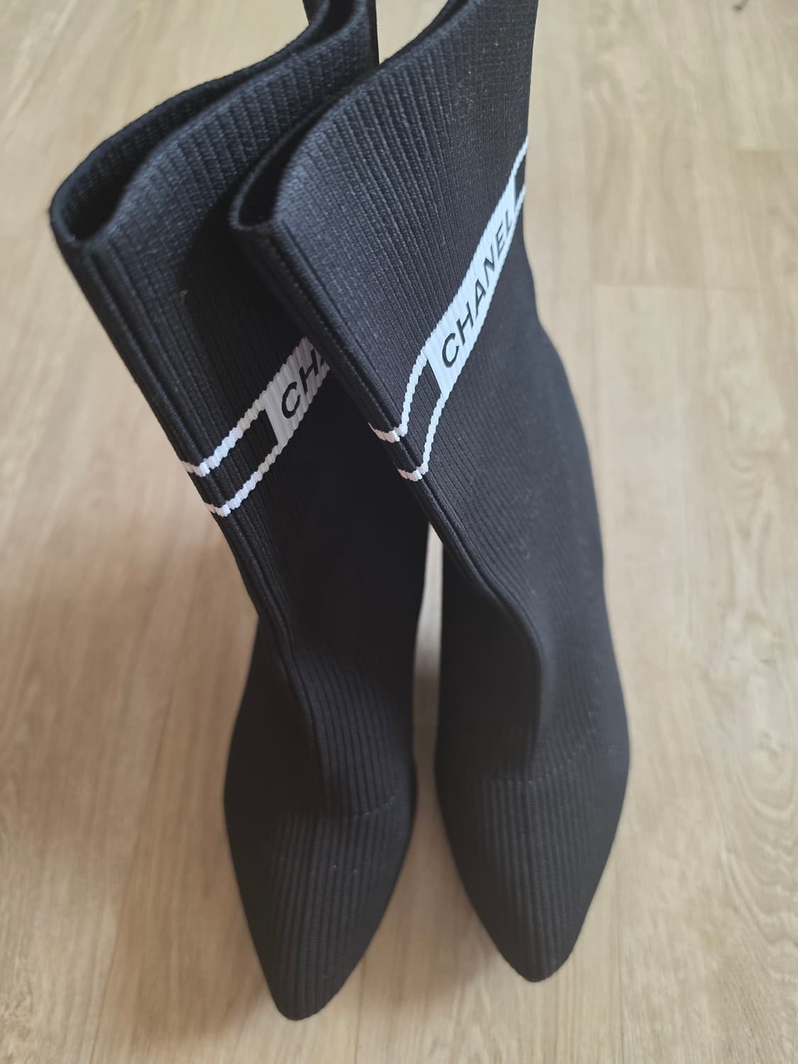 샤넬로고부츠 240 상품이미지1