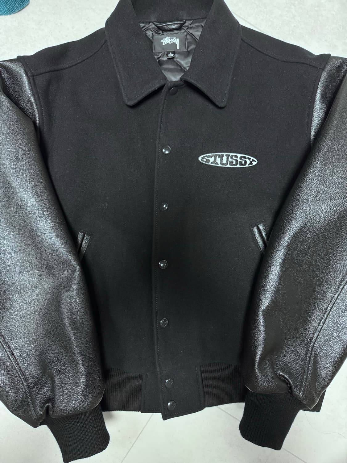 (중고/L) 25 fw 스투시 글로브 바시티 자켓 블랙 L 상품이미지3