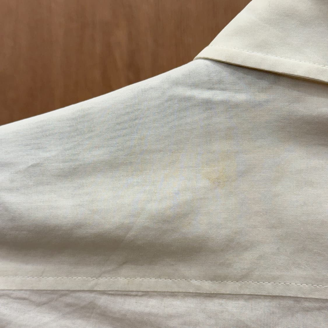 띠어리 코튼 긴팔 셔츠 에포렛 포켓 디테일 슬림핏 아이보리 상품이미지9