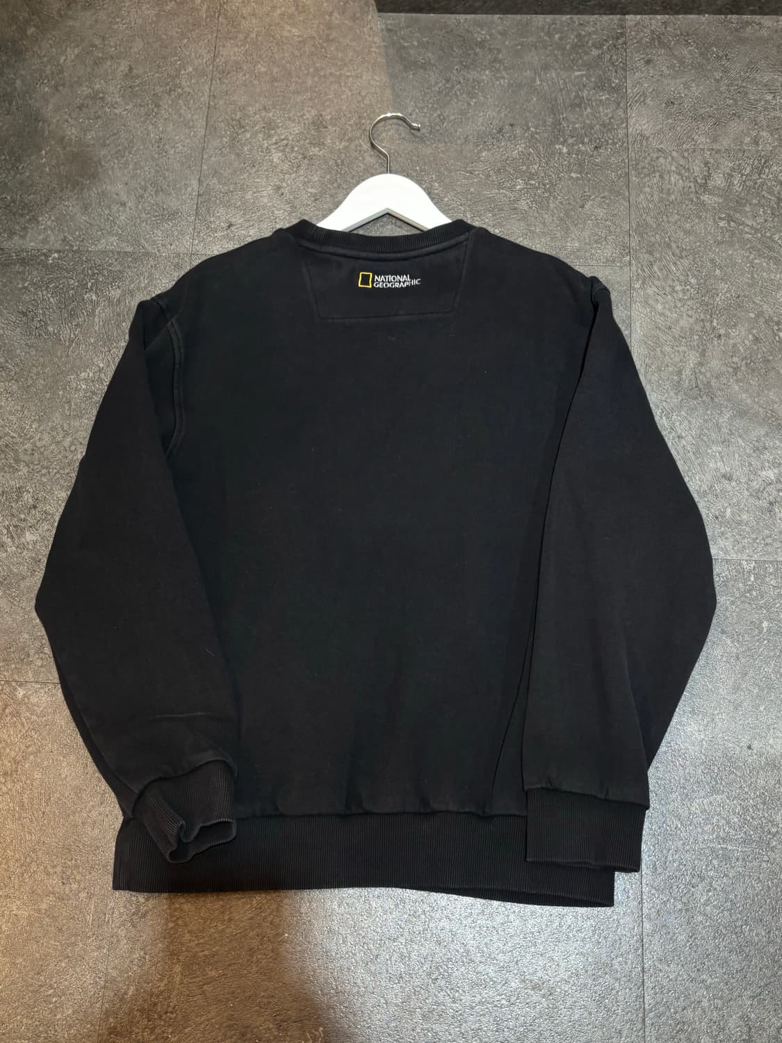 내셔널지오그래픽 맨투맨 L 상품이미지3