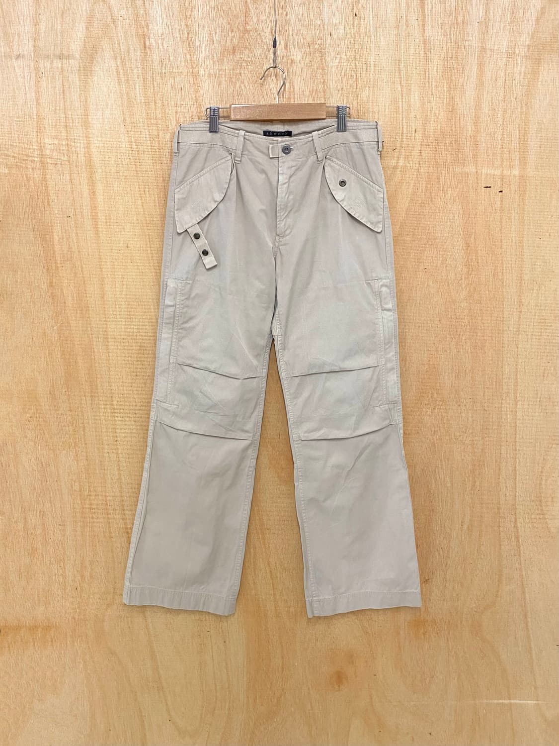 THEORY bdu cargo boots-cut pants 띠어리 부츠컷 상품이미지4